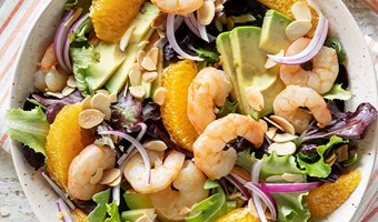 Imagem Salada de Camaroes com Abacate e Amendoas