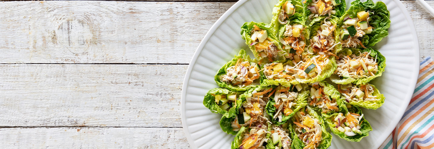 Imagem Barcos de Alface com Frango, Legumes e Manga