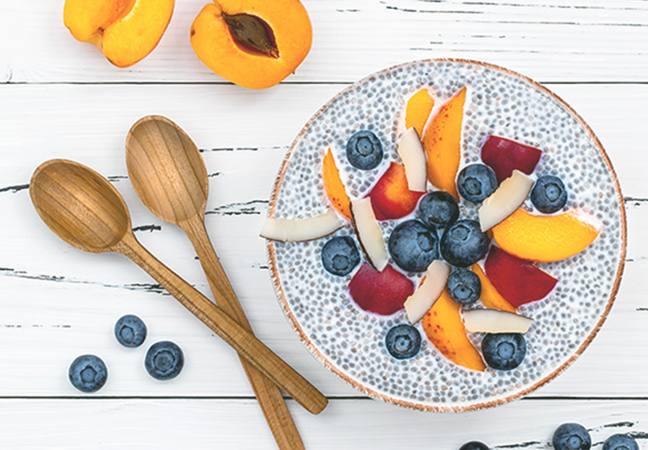 pudim de chia com frutos vermelhos