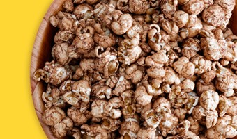 Imagem Pipocas com Manteiga de Amendoim e Cacau