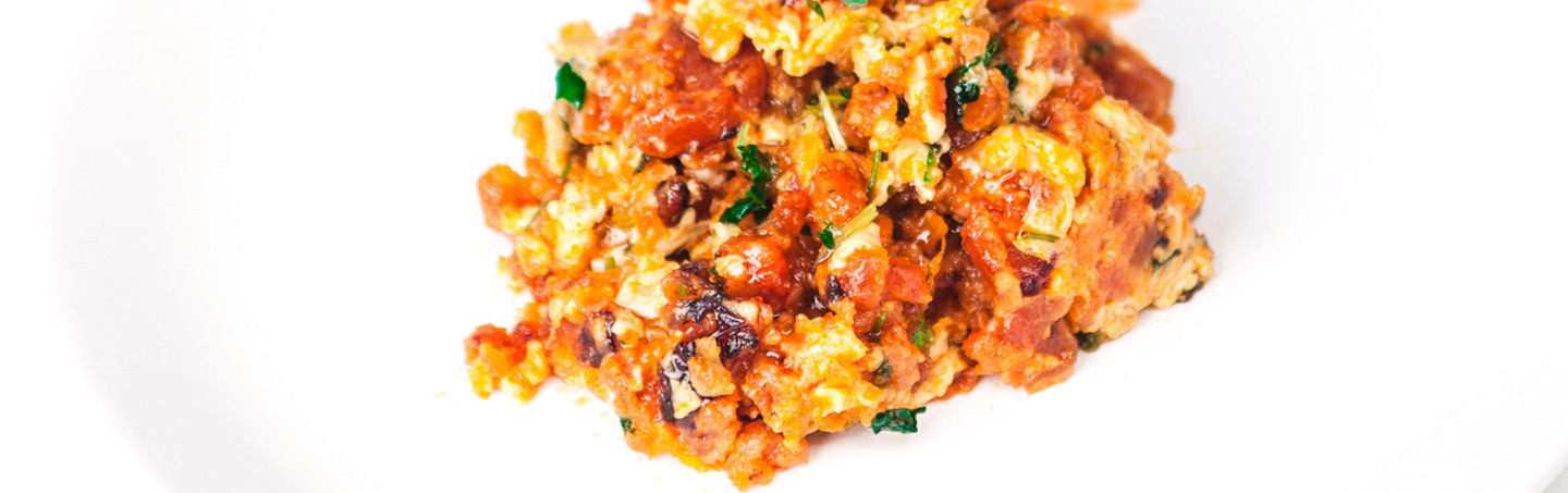 Imagem OVOS MEXIDOS COM FARINHEIRA E ERVAS FRESCAS