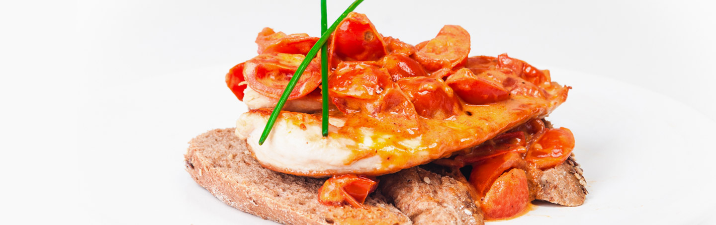 Imagem BIFES DE FRANGO COM MOLHO DE TOMATE CHERRY